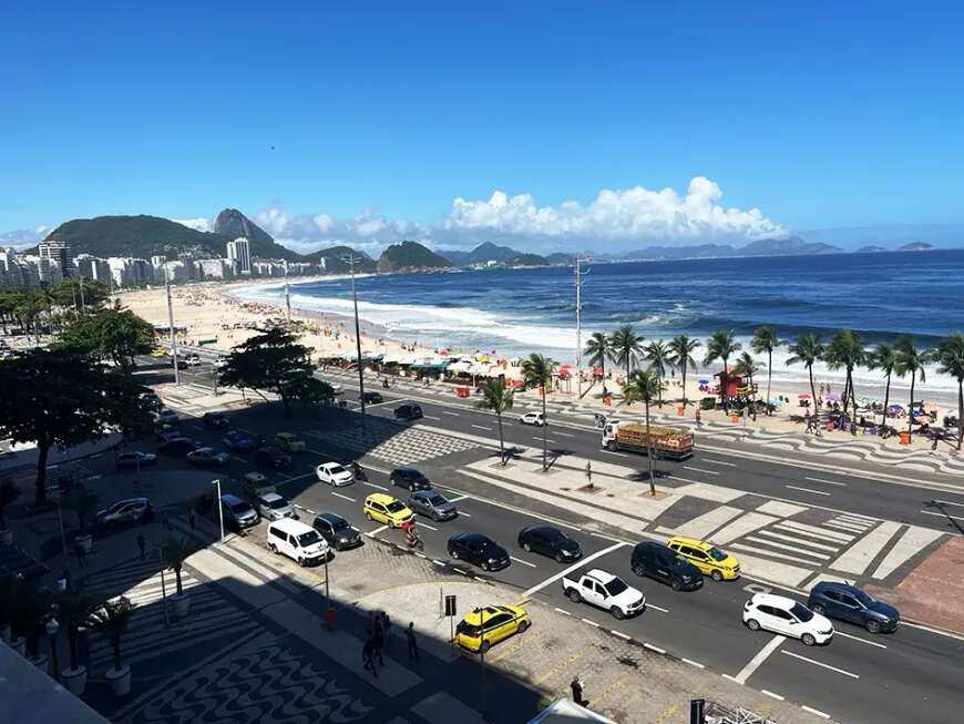 Apartamento à Venda em Copacabana 4 Quartos, Frente Mar, 150 m², 1 Vaga - Muniz Imóveis