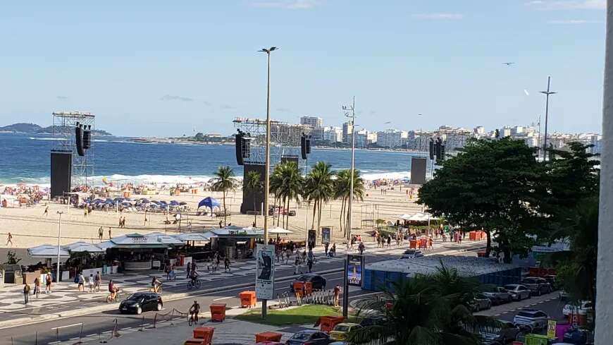 Apartamento em Leme, 3 quartos, 90 m², Av Atlântica, Frontal Mar - Muniz Imóveis