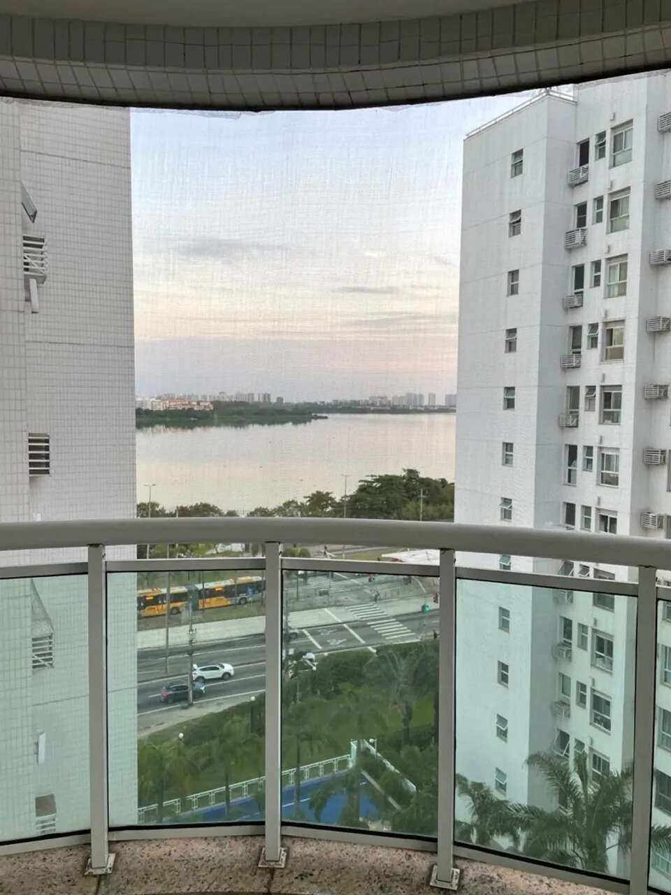 Apartamento na Barra Olímpica, 2 Quartos, 1 Suíte, 82 m², Rio 2, Front Lake, 2 Vagas de Garagem - Muniz Imóveis