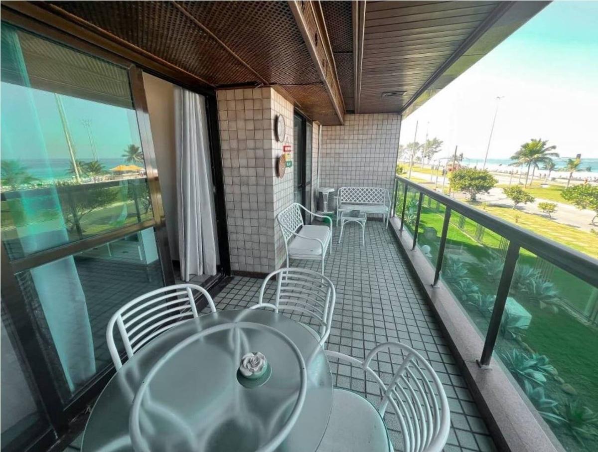 Apartamento no Recreio dos Bandeirantes, 2 Quartos, 1 Suíte, 83 m², Av Lúcio Costa. Posto 09 - Muniz Imóveis