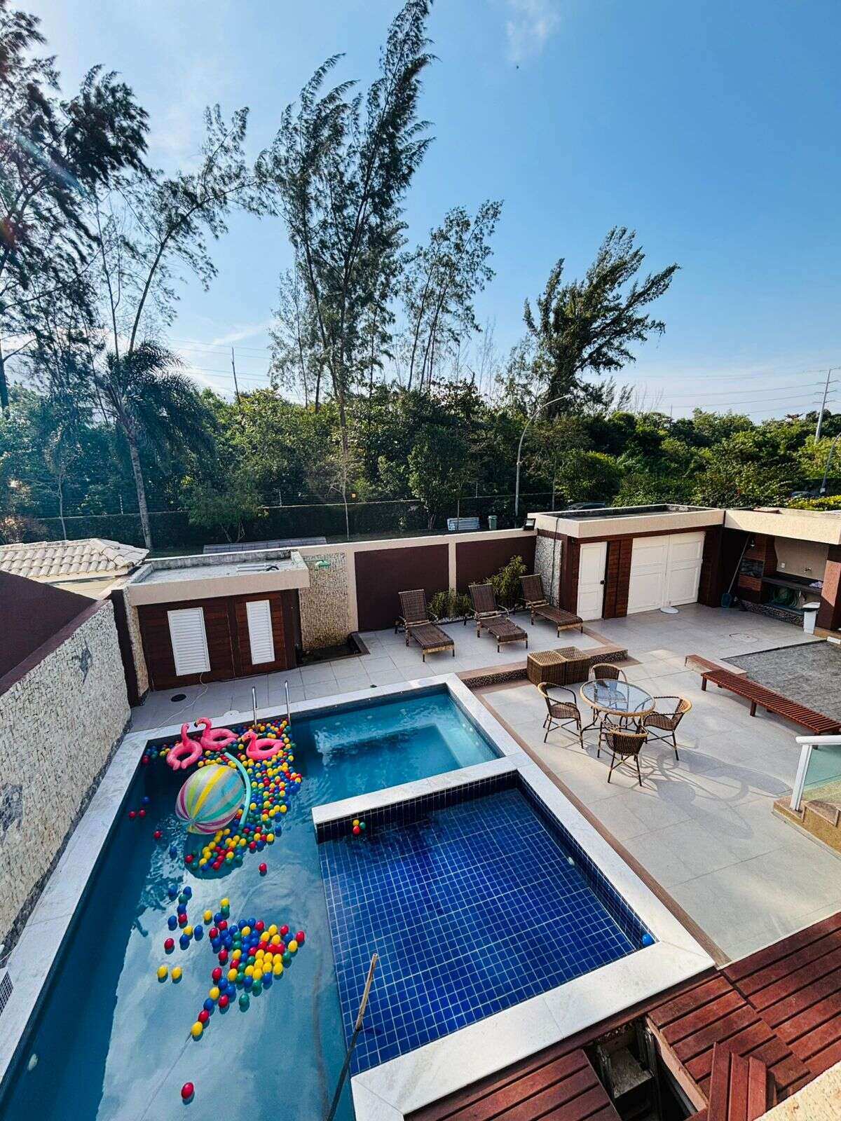 Casa na Barra da Tijuca, 6 Quartos Suítes, 471 m², Condomínio Interlagos Quality II - Muniz Imóveis