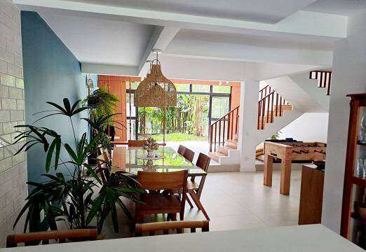 Casa no Alto da Boa Vista, 4 Quartos, 2 Suítes, 240 m², Condomínio Fechado - Muniz Imóveis