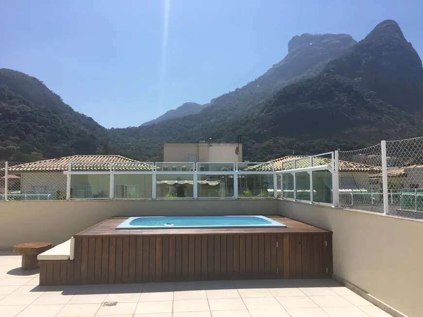 Cobertura na Barra da Tijuca, 2 Quartos, 1 Suíte, 225 m², 3 Vagas de Garagem, Condomínio Pier - Muniz Imóveis